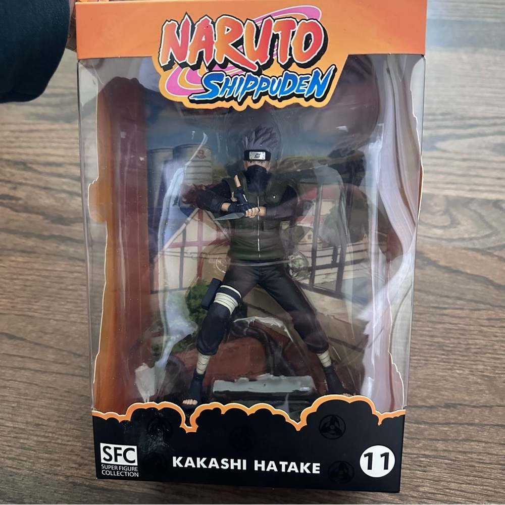 New Abysse America, Inc. Naruto Shippuden Kakashi Hatake Collectible Figure HTE